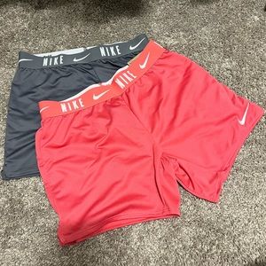 Girls Nike Running Shorts Medium